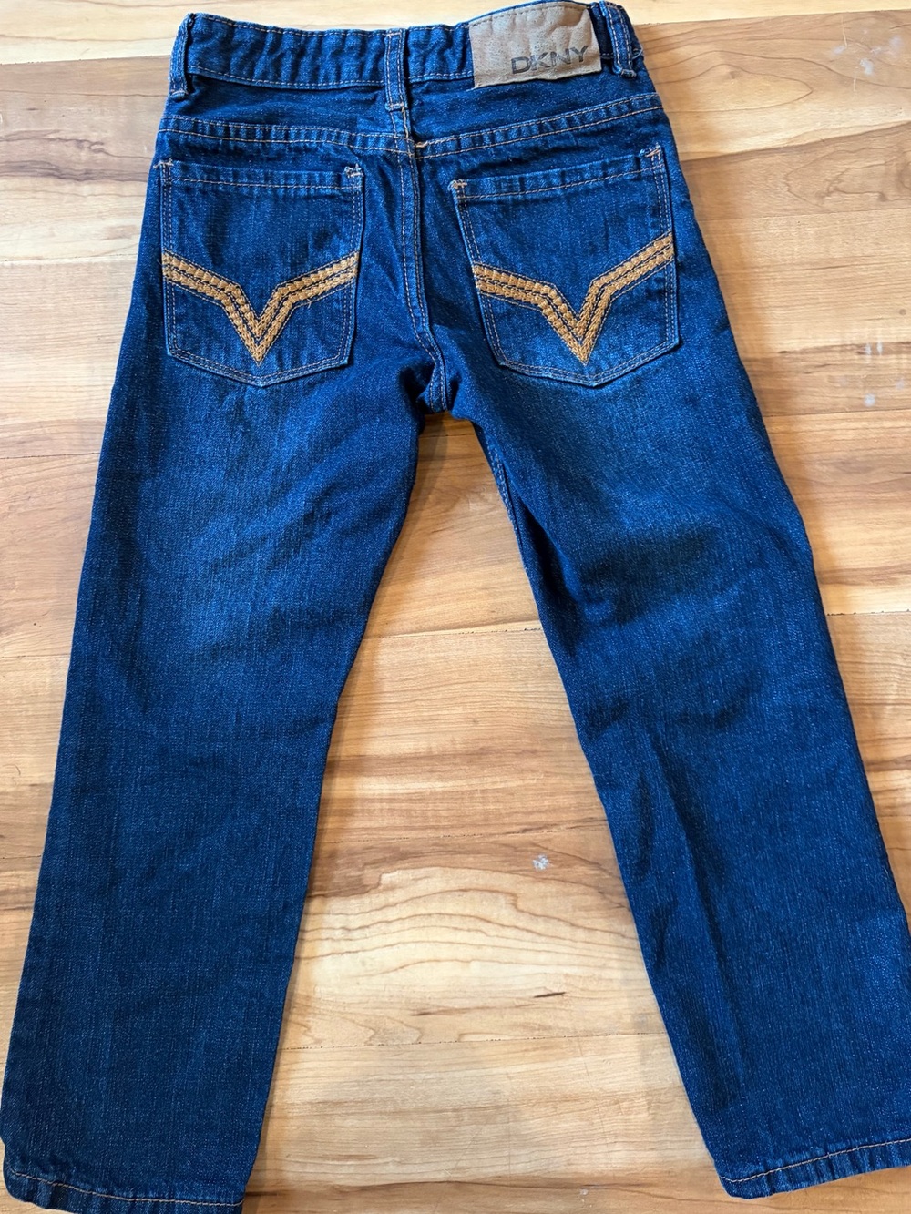 DKNY Boy’s MOTT Jeans, Like New Dark Wash with Adjustable Waist, Size 8